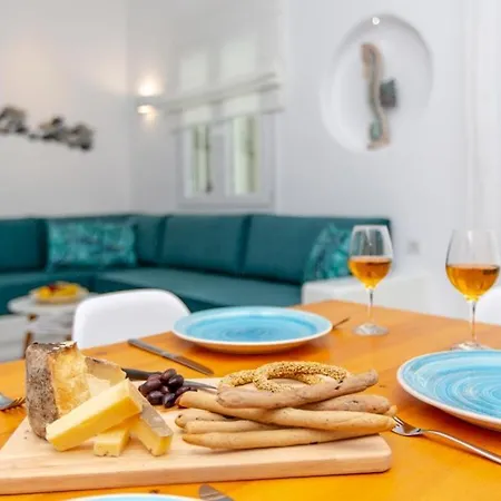 Cycladic Lifestyle Naxos Town Apartment *
