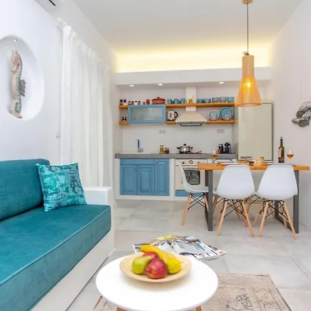 Cycladic Lifestyle Naxos Town Apartment *